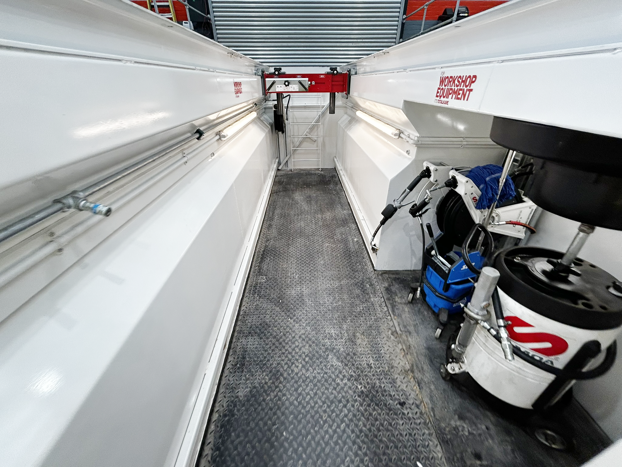 RS Recovery installs Totalkare equipment for workshop refit